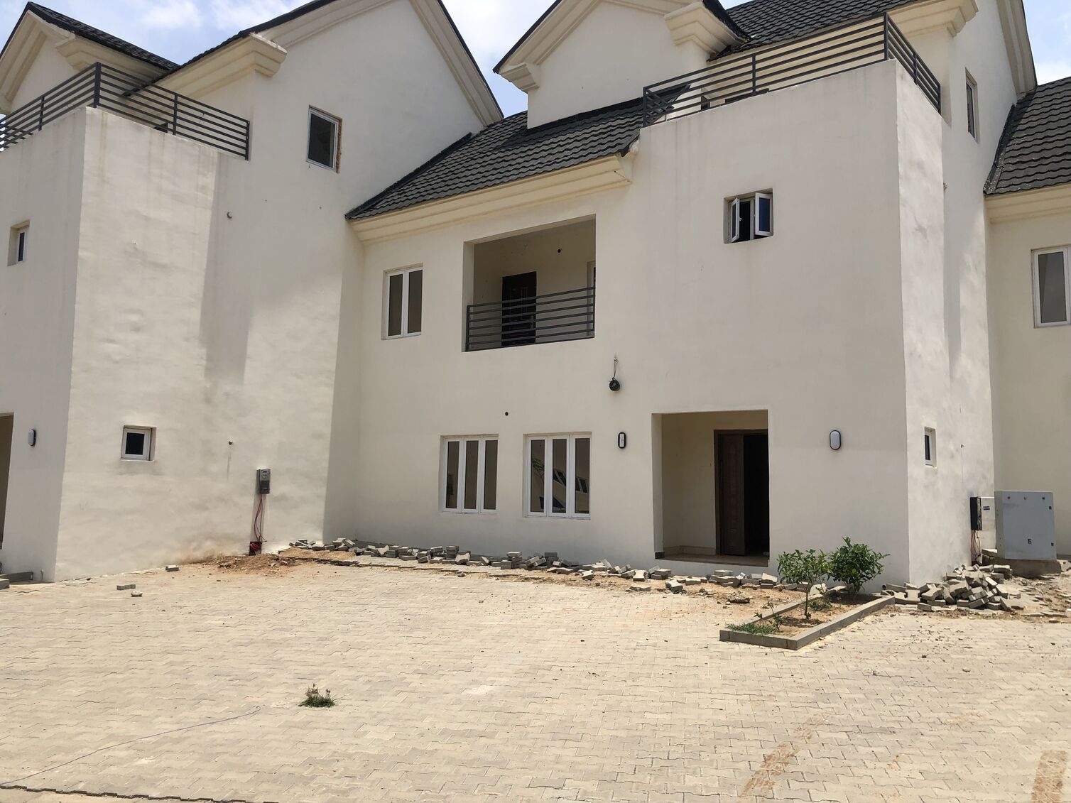 Spacious Family Living 5-Bedroom Terrace